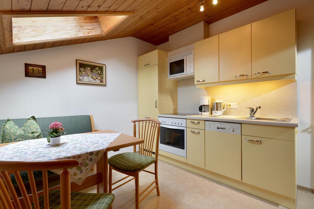 Haus Traudl Apartment Mayrhofen Room photo